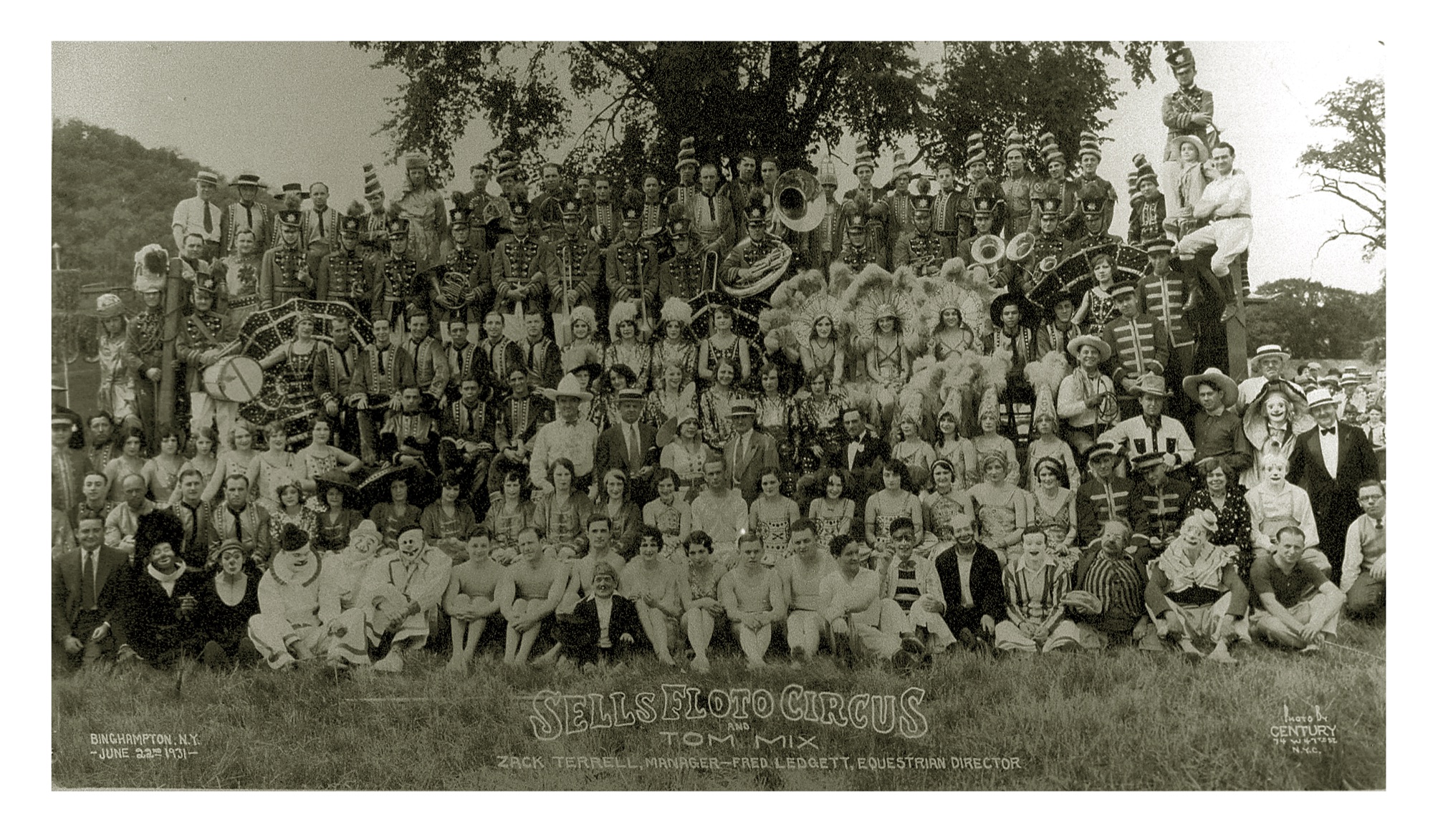 E.J. Kelty photograph 020
