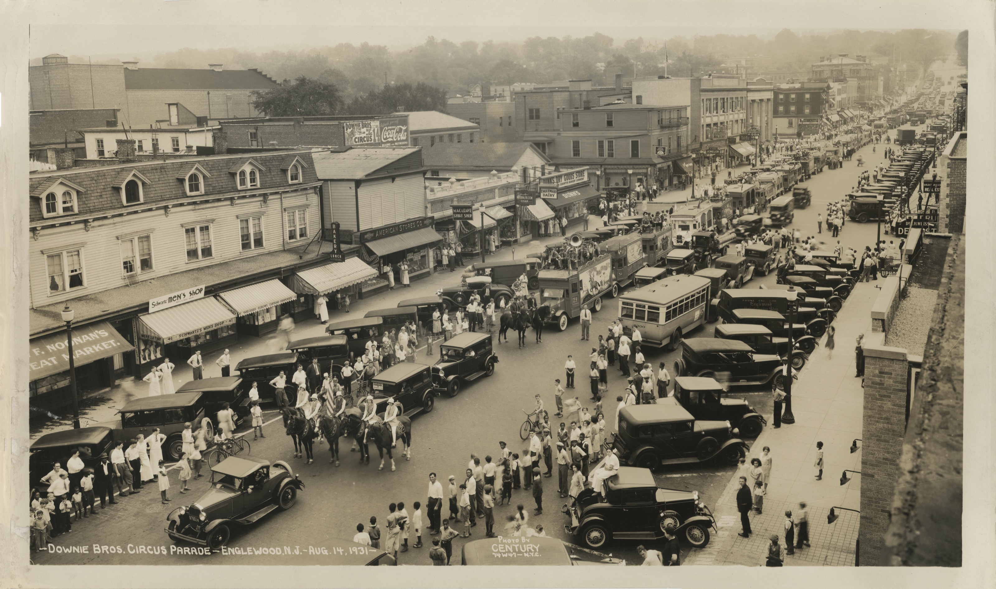 E.J. Kelty panorama D